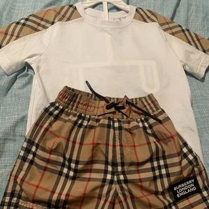 Burberry outfit